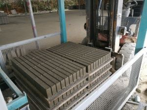 Hydraulinen tiilenvalmistuskone: digitaalinen hallinta ja älykäs tuotanto