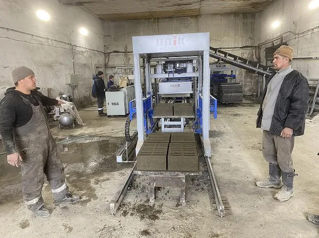 Miksi Servo Vibration Technology on avain betonilohkojen valmistukseen?